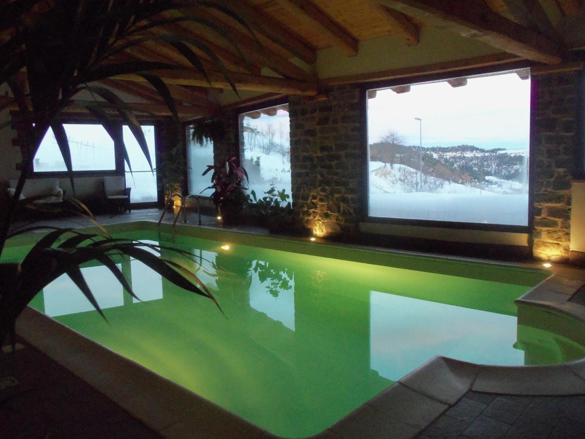 Trattoria Del Bivio Guest House Cerretto Langhe Luaran gambar